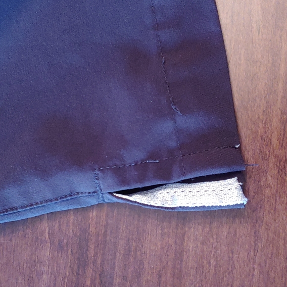 Black Urban Performance Scrub set, size Mediums. EUC - Picture 11 of 12